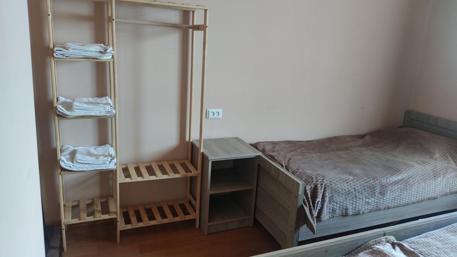 Guesthouse Mabu - 4 Newly Built Rooms In The Heart Of Местия Экстерьер фото